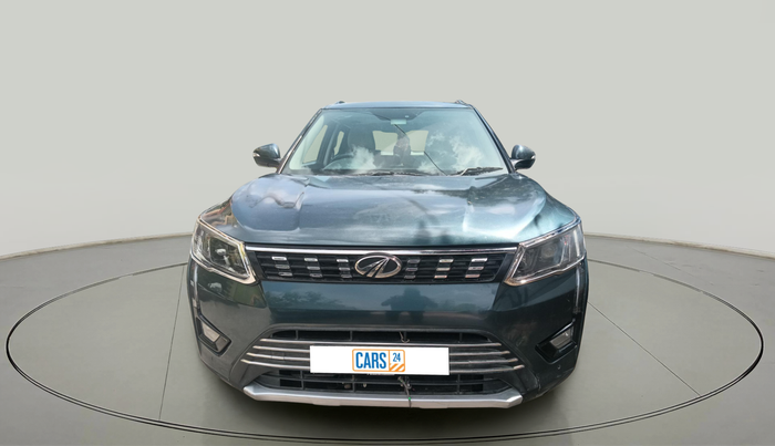 2020 Mahindra XUV300 W8 (O) 1.2 PETROL, Petrol, Manual, 72,806 km, exterior
