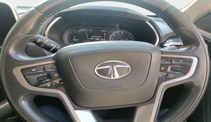 2019 Tata Harrier XZ 2.0L, Diesel, Manual, 1,11,708 km, interior