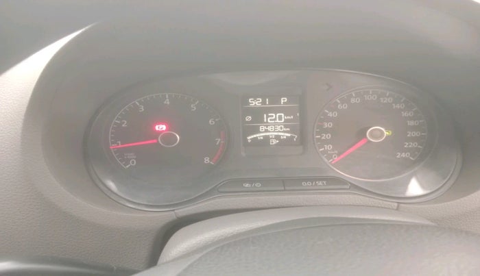 2014 Volkswagen Vento COMFORTLINE TSI AT PETROL, Petrol, Automatic, 84,830 km, interior