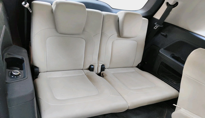 2021 Tata Safari XZ PLUS 6 S, Diesel, Manual, 46,942 km, interior