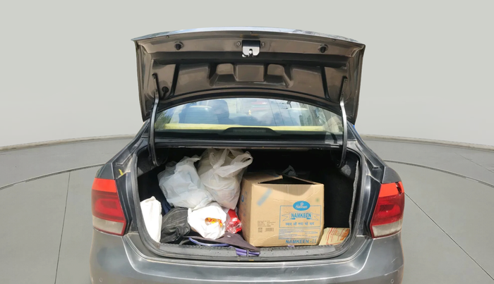 2013 Volkswagen Vento TRENDLINE DIESEL 1.6, Diesel, Manual, 1,67,944 km, exterior