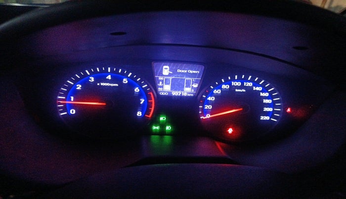 2013 Hyundai i20 ASTA 1.2, Petrol, Manual, 93,750 km, interior