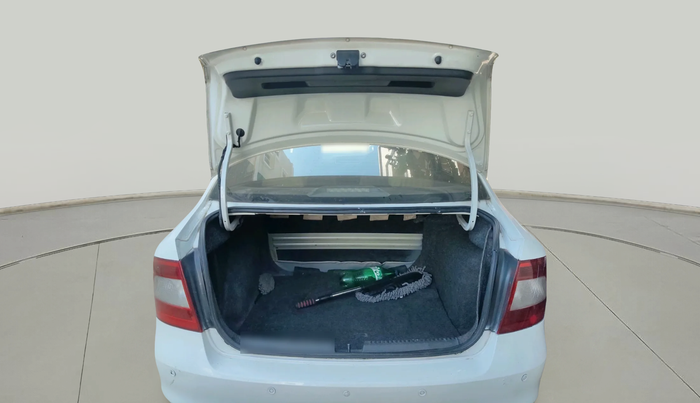 2014 Skoda Rapid ELEGANCE 1.6 TDI CR MT, Diesel, Manual, 1,00,196 km, exterior