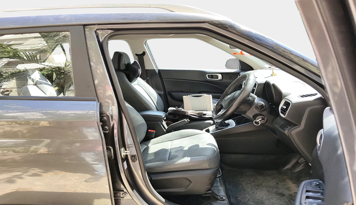 2021 Hyundai VENUE S 1.2, Petrol, Manual, 29,158 km, interior