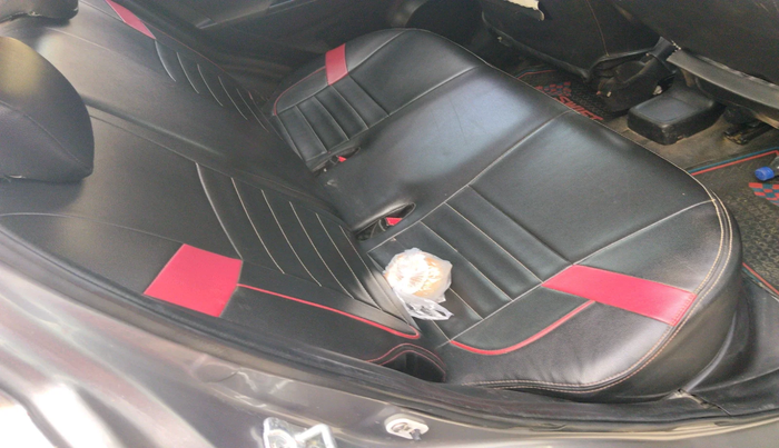 2015 Maruti Swift VDI, Diesel, Manual, 1,96,357 km, interior