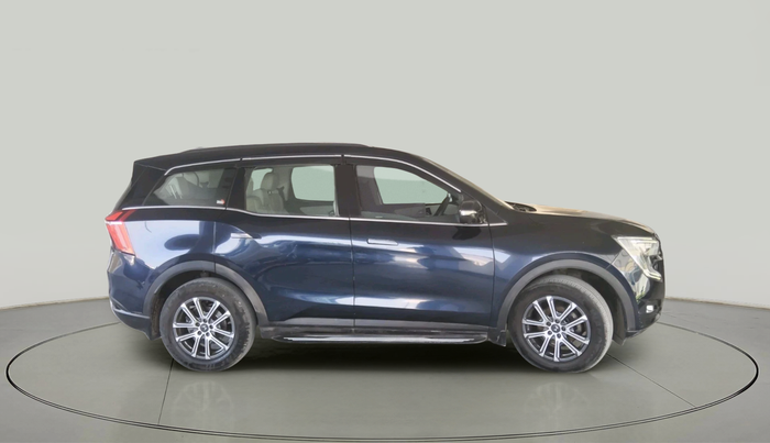 2023 Mahindra XUV700 AX 7 LUXURY D AT 7 STR, Diesel, Automatic, 60,253 km, exterior