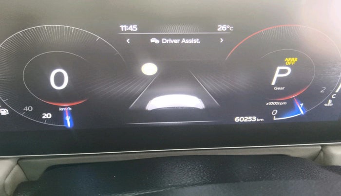 2023 Mahindra XUV700 AX 7 LUXURY D AT 7 STR, Diesel, Automatic, 60,253 km, interior