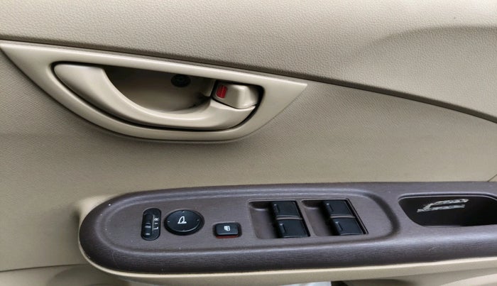 2013 Honda Amaze 1.2L I-VTEC S, Petrol, Manual, 55,647 km, interior