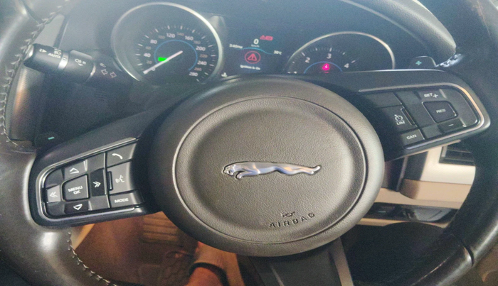 2016 Jaguar XF 2.0 DIESEL PRESTIGE, Diesel, Automatic, 71,719 km, interior