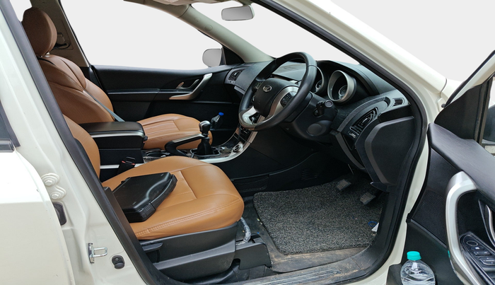 2021 Mahindra XUV500 W7, Diesel, Manual, 55,841 km, interior