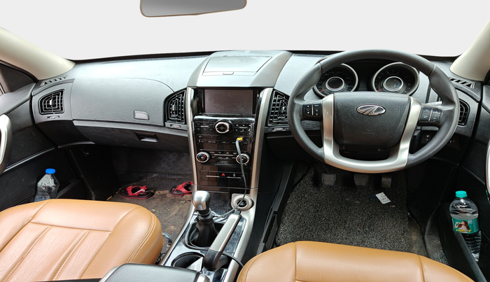 2021 Mahindra XUV500 W7, Diesel, Manual, 55,841 km, interior