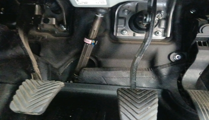 2022 Hyundai VENUE S(O) 1.2, Petrol, Manual, 24,800 km, interior