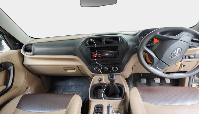 2017 Mahindra TUV300 T4 PLUS, Diesel, Manual, 1,76,135 km, interior