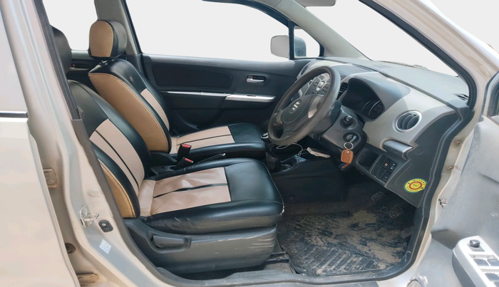2011 Maruti Wagon R 1.0 VXI, Petrol, Manual, 1,45,854 km, interior
