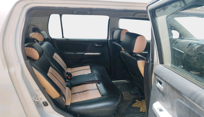 2011 Maruti Wagon R 1.0 VXI, Petrol, Manual, 1,45,854 km, interior