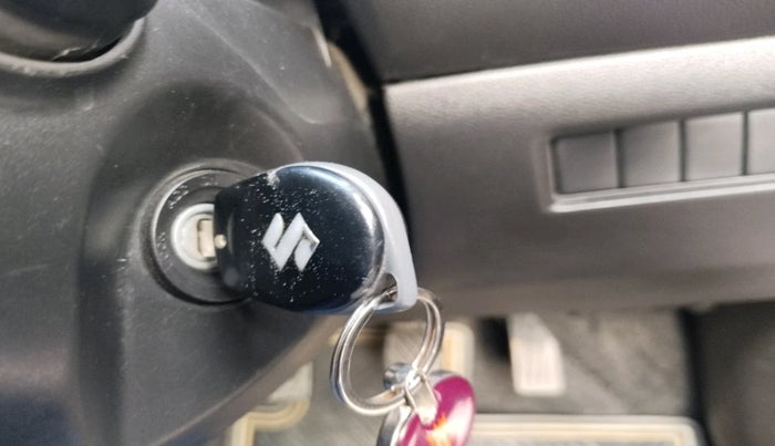 2018 Maruti Swift VXI, Petrol, Manual, 42,042 km, interior