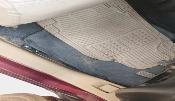 2013 Honda Amaze 1.5L I-DTEC S, Diesel, Manual, 1,79,473 km, interior