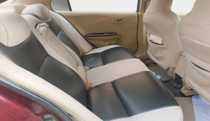 2013 Honda Amaze 1.5L I-DTEC S, Diesel, Manual, 1,79,473 km, interior