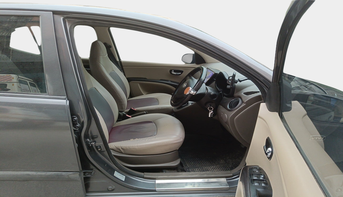 2011 Hyundai i10 MAGNA 1.2, Petrol, Manual, 76,259 km, interior