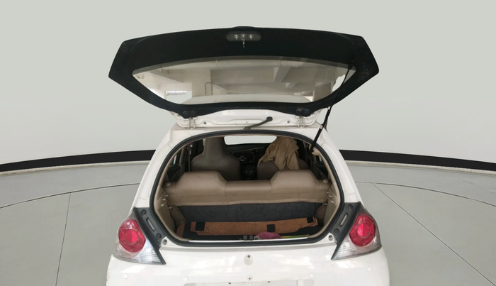 2013 Honda Brio V MT, Petrol, Manual, 99,650 km, exterior