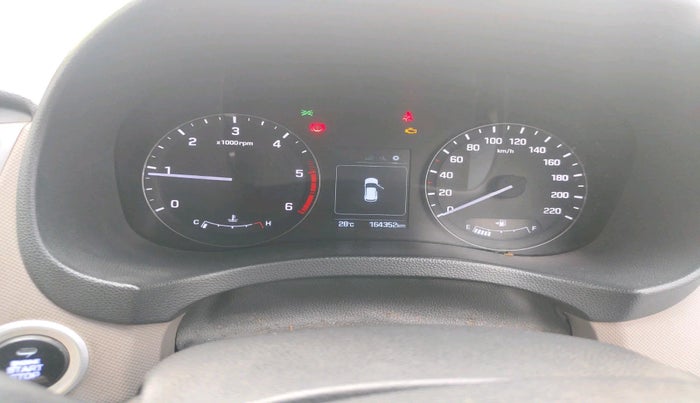 2015 Hyundai Creta SX (O) 1.6 DIESEL, Diesel, Manual, 1,64,352 km, interior