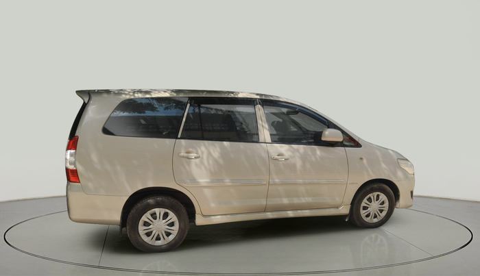 2013 Toyota Innova 2.5 GX 7 STR, Diesel, Manual, 1,18,642 km, exterior