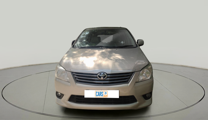 2013 Toyota Innova 2.5 GX 7 STR, Diesel, Manual, 1,18,642 km, exterior