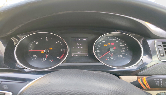 2015 Volkswagen Jetta HIGHLINE TDI AT, Diesel, Automatic, 1,75,832 km, interior