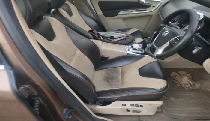 2012 Volvo XC 60 D3 Summum, Diesel, Automatic, 1,68,126 km, interior