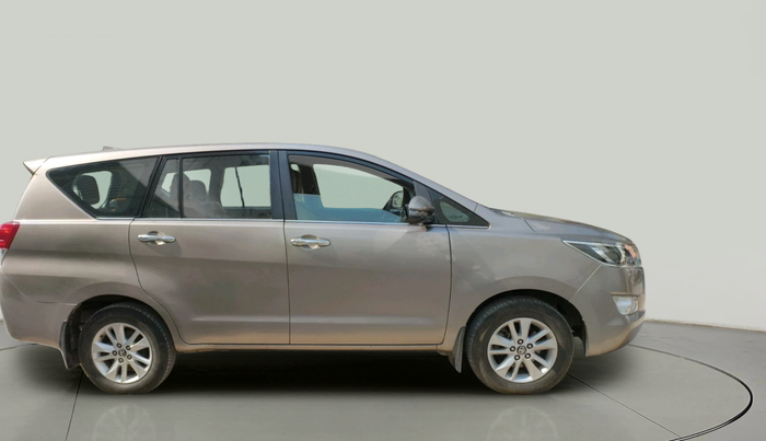 2017 Toyota Innova Crysta 2.4 VX 7 STR, Diesel, Manual, 1,49,207 km, exterior