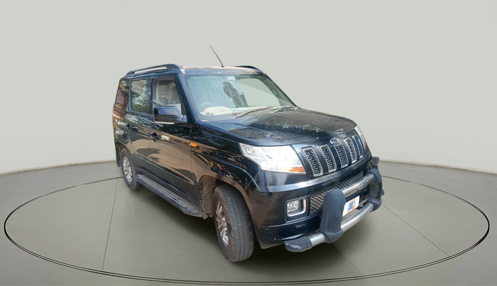 2017 Mahindra TUV300 T8, Diesel, Manual, 1,00,535 km, exterior