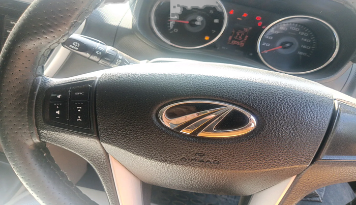2017 Mahindra TUV300 T8, Diesel, Manual, 1,00,535 km, interior