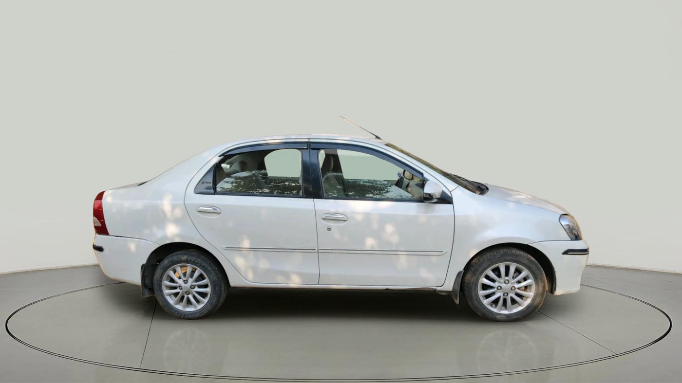 2015 Toyota Etios VX-D, Diesel, Manual, 2,46,836 km, exterior