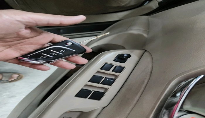 2015 Maruti Swift Dzire VDI, Diesel, Manual, 2,02,130 km, interior