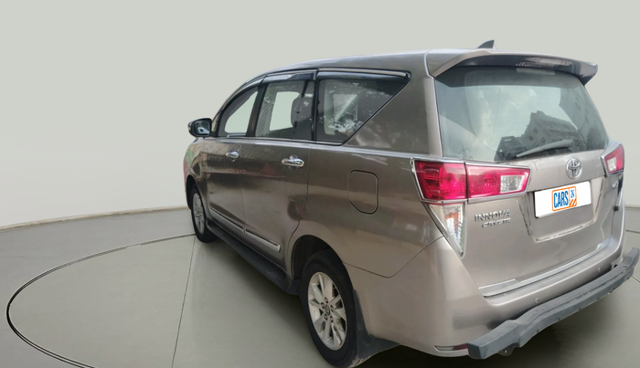 2017 Toyota Innova Crysta 2.4 VX 8 STR, Diesel, Manual, 2,17,585 km, exterior