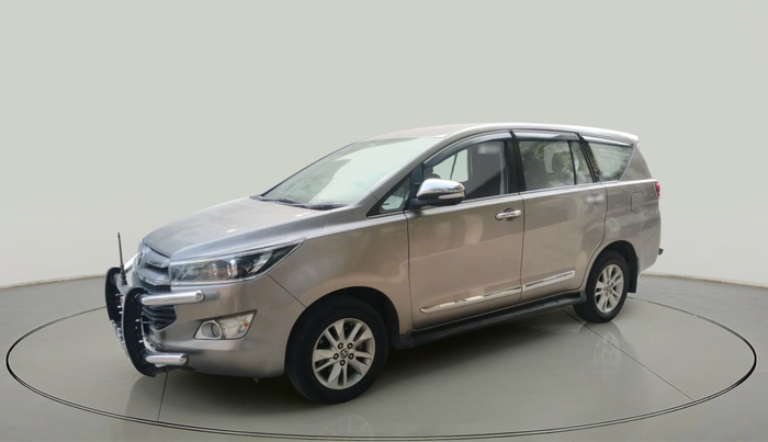 2017 Toyota Innova Crysta 2.4 VX 8 STR, Diesel, Manual, 2,17,585 km, exterior