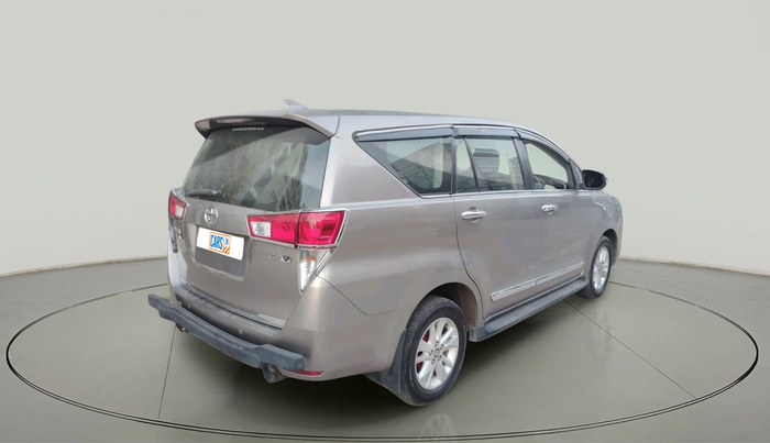 2017 Toyota Innova Crysta 2.4 VX 8 STR, Diesel, Manual, 2,17,585 km, exterior