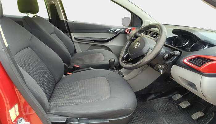 2018 Tata Tiago XZ DIESEL, Diesel, Manual, 1,25,502 km, interior