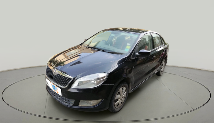 2013 Skoda Rapid AMBITION 1.6 TDI CR MT PLUS, Diesel, Manual, 1,60,000 km, exterior