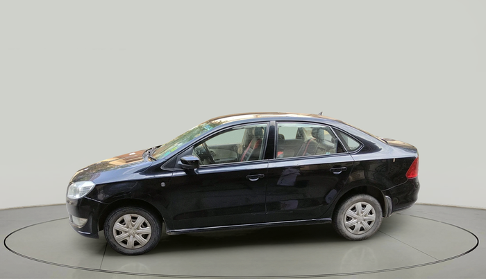 2013 Skoda Rapid AMBITION 1.6 TDI CR MT PLUS, Diesel, Manual, 1,60,000 km, exterior