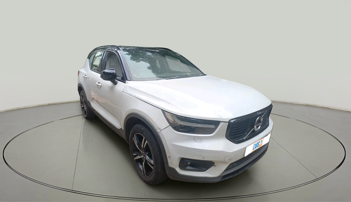 2020 Volvo XC 40 D4 R DESIGN, Diesel, Automatic, 80,356 km, exterior