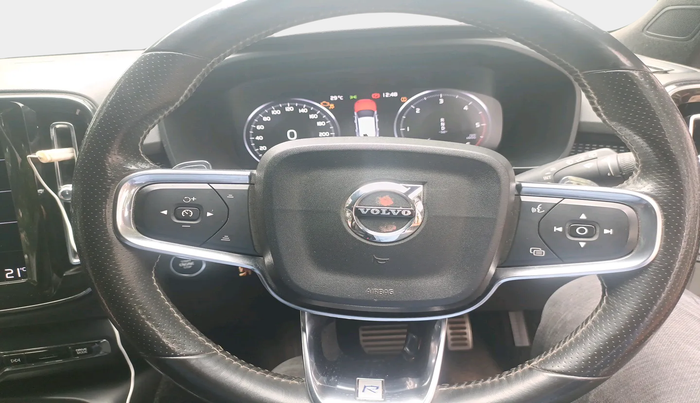 2020 Volvo XC 40 D4 R DESIGN, Diesel, Automatic, 80,356 km, interior