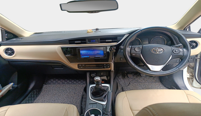 2017 Toyota Corolla Altis GL PETROL, Petrol, Manual, 79,662 km, interior