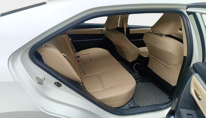 2017 Toyota Corolla Altis GL PETROL, Petrol, Manual, 79,662 km, interior