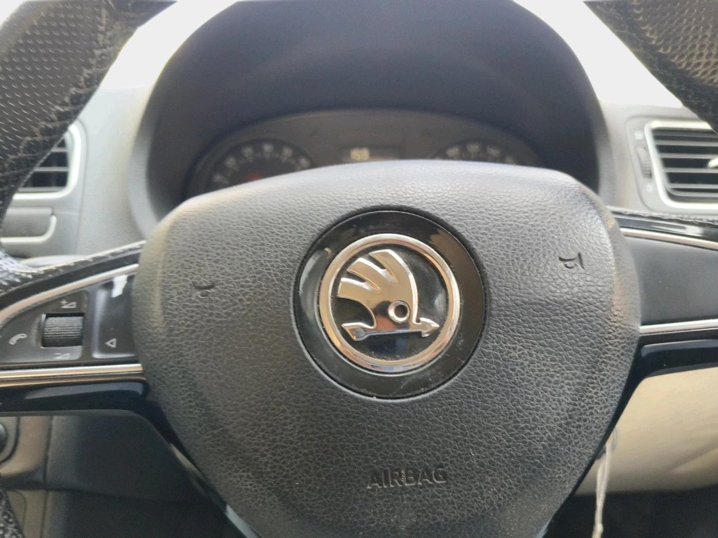 2018 Skoda Rapid AMBITION 1.5 TDI, Diesel, Manual, 1,21,807 km, interior