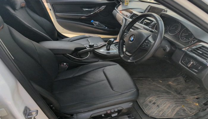 2013 BMW 3 Series 320d, Diesel, Automatic, 1,05,017 km, interior