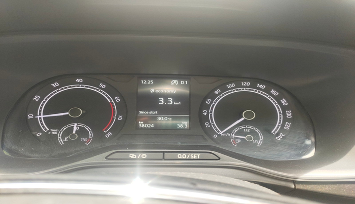 2021 Skoda KUSHAQ STYLE 1.5L TSI DSG, Petrol, Automatic, 38,024 km, interior