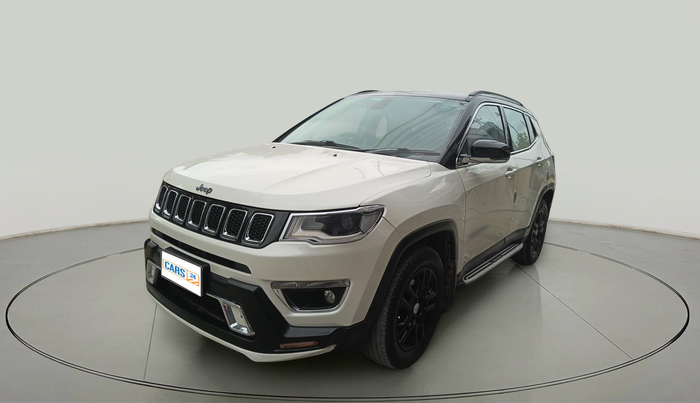 2017 Jeep Compass LIMITED (O) 2.0 DIESEL 4X4 BLACK PACK, Diesel, Manual, 1,24,395 km, exterior