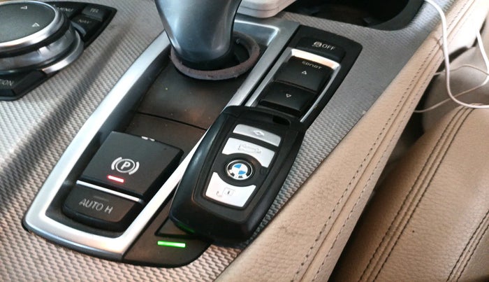 2017 BMW 5 Series 520D M SPORT, Diesel, Automatic, 65,607 km, interior