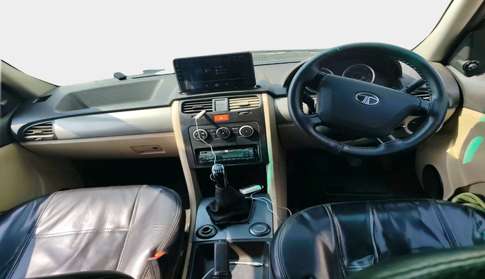 2013 Tata Safari Storme 2.2 LX 4X2, Diesel, Manual, 1,37,813 km, interior